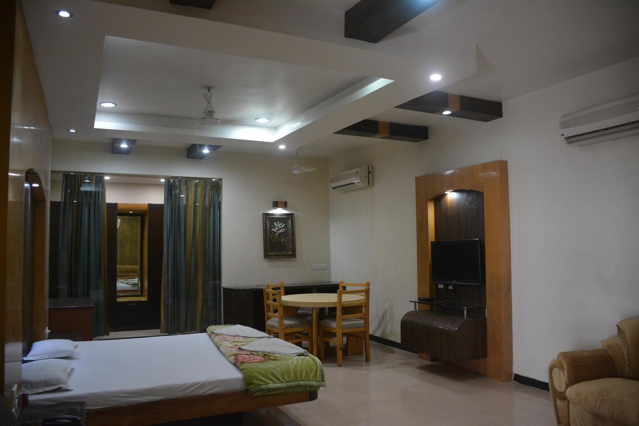 Darbhanga Hotel Naveen Residency מראה חיצוני תמונה